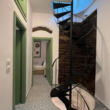 La Casa * Ermoupoli