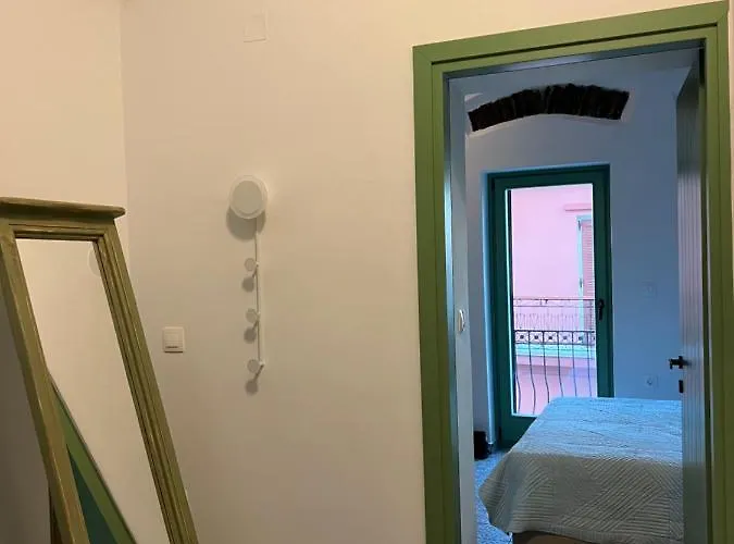 La Casa Apartament Ermupoli